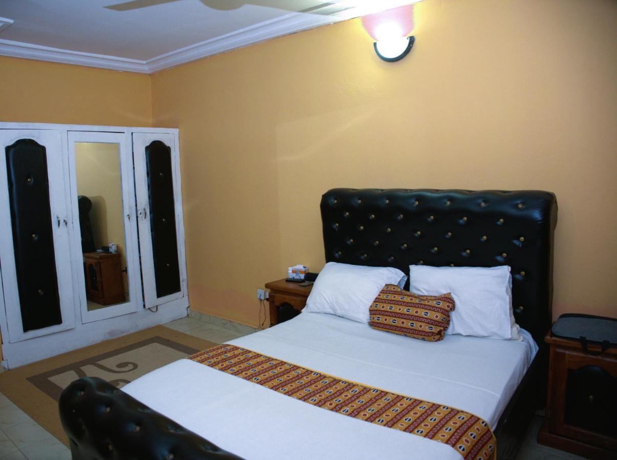 Faith And Grace Guest House Lamin Beretto Eksteriør billede